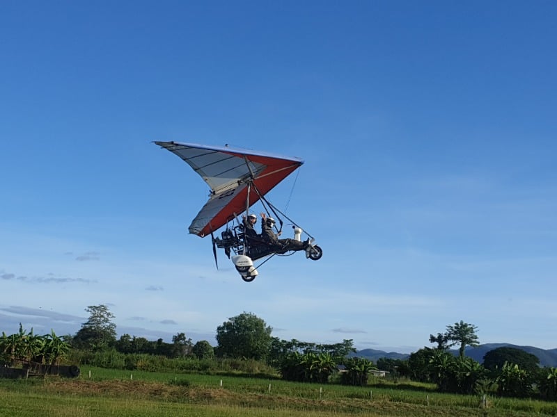 小型滑翔機飛行體驗 3100銖