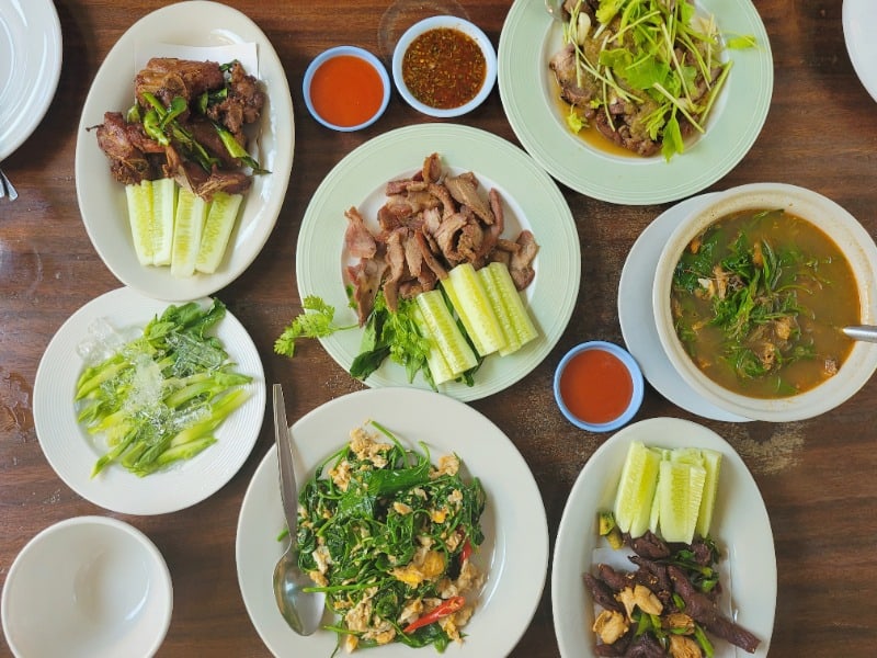 Fae Miang Cafe 3