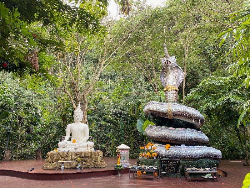 Maharat Thao Wessuwan Garden 4