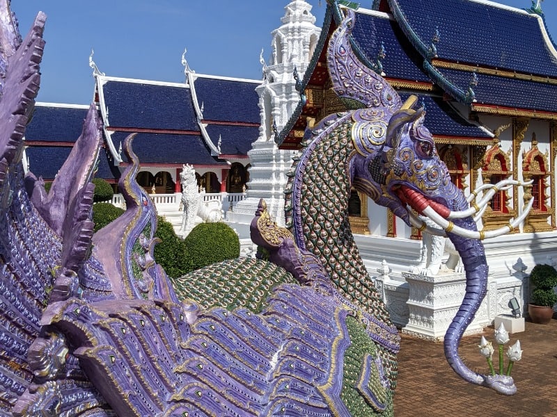 Wat-Ban-Den-3