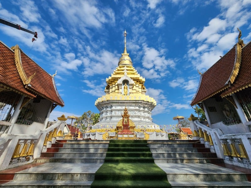 Wat Phra That Doi Saket 2