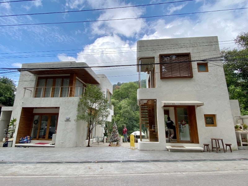 Taryn Tara Cafe and Stay 2