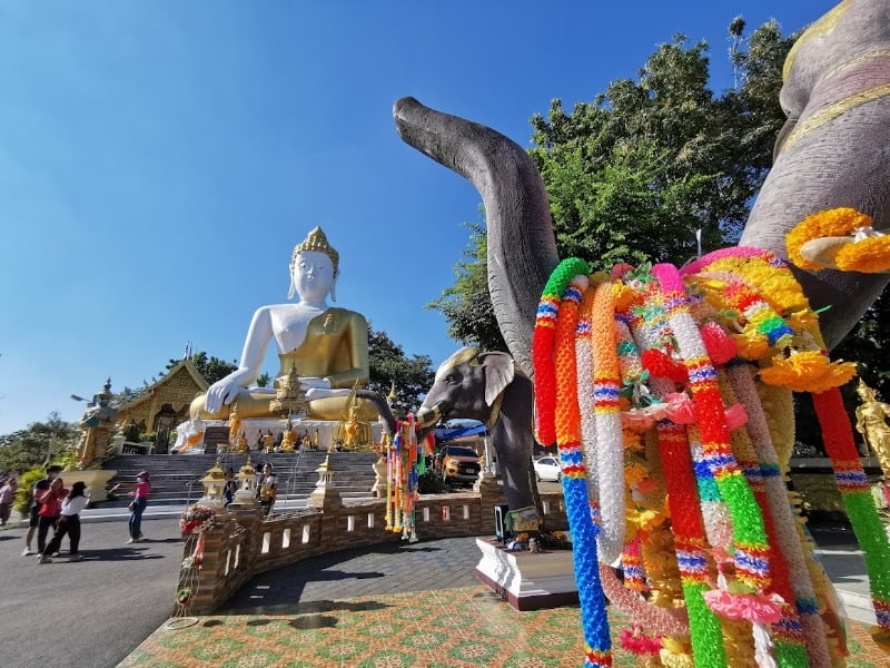 Wat Phra That Doi Kham 1