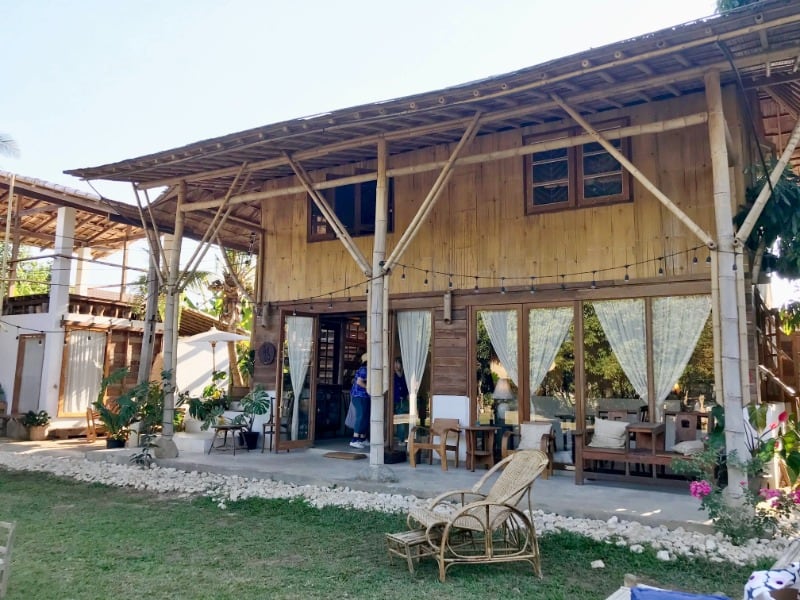 Din Cafe 1
