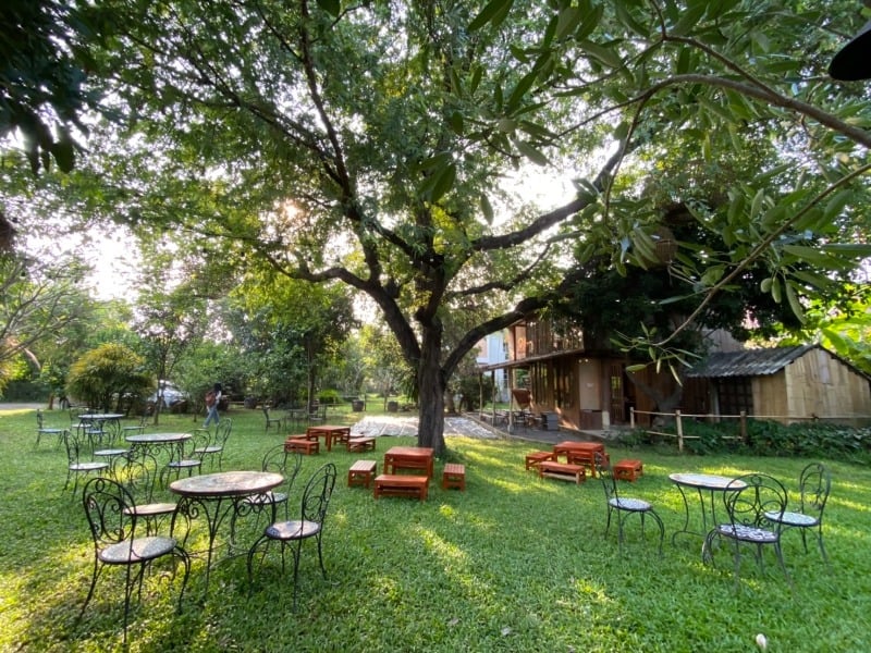 Din Cafe 2
