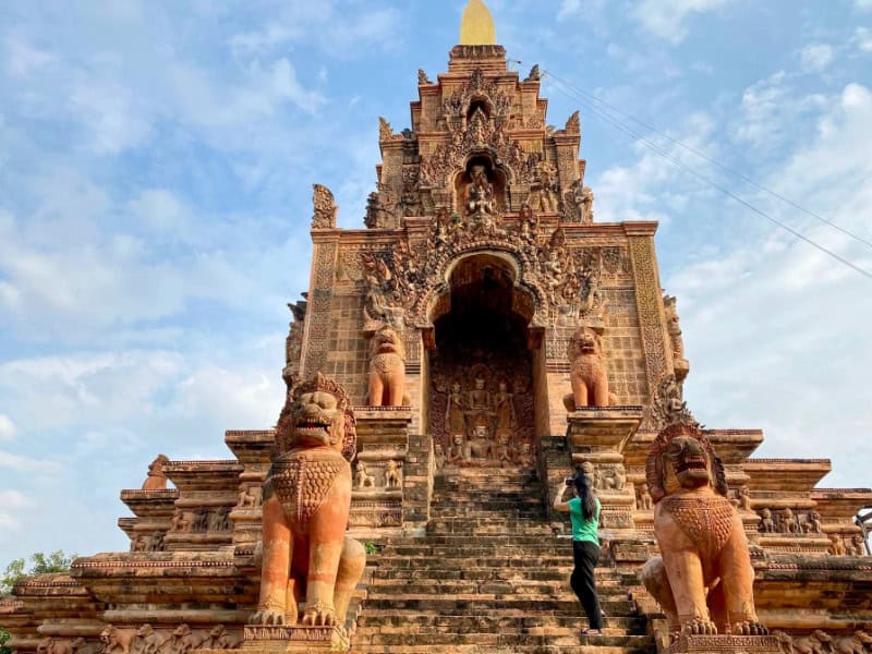 The Terracotta Garden At Lamphun 1