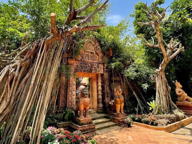 The Terracotta Garden At Lamphun 3