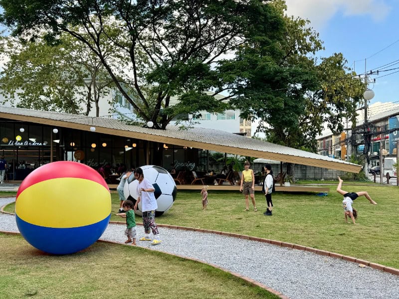 Living The Dream Cafe & Playground 1