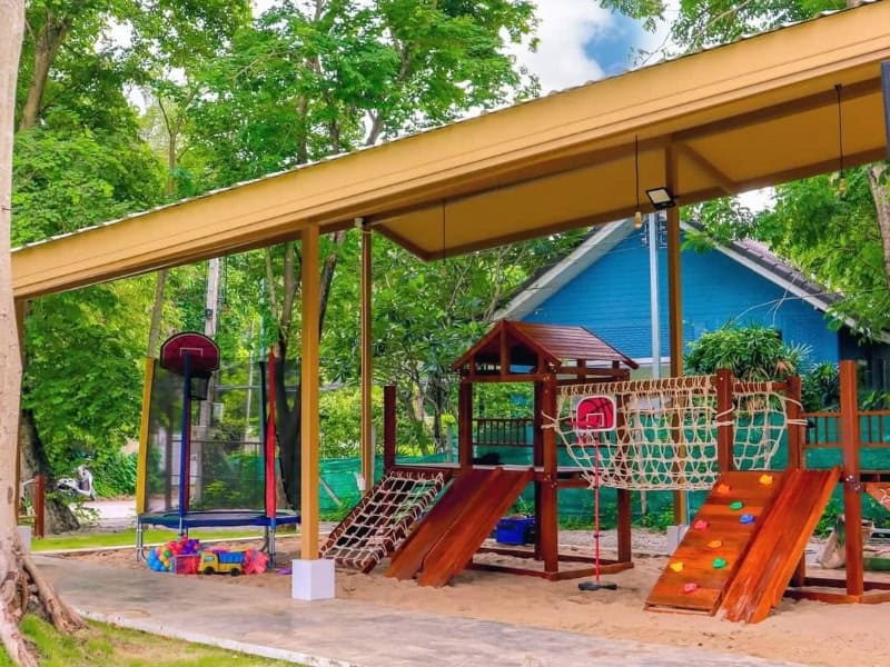 Living The Dream Cafe & Playground 2