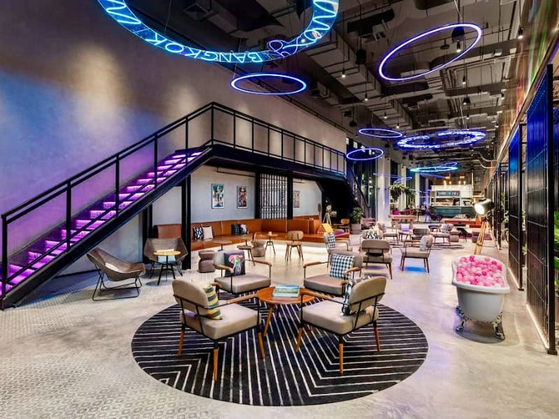 Moxy Bangkok Ratchaprasong 1