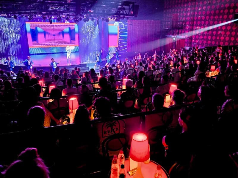 Calypso Cabaret 4