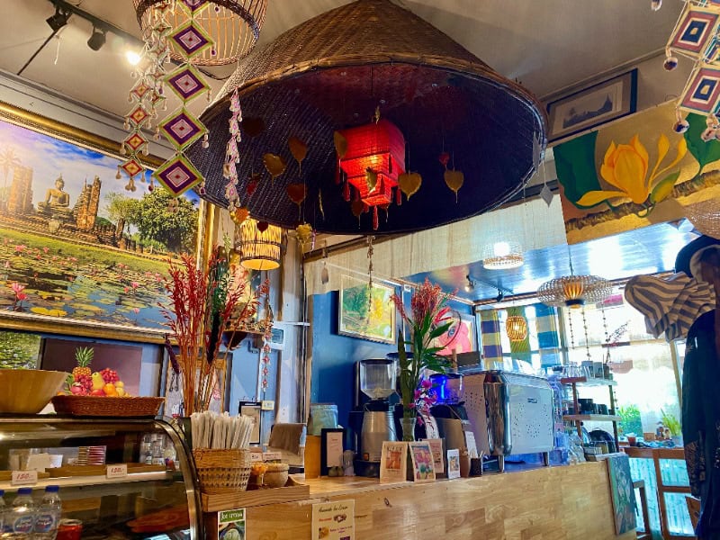 Cafe Thammada 3
