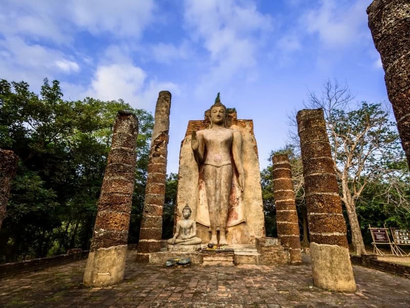 Wat Saphan Hin 1