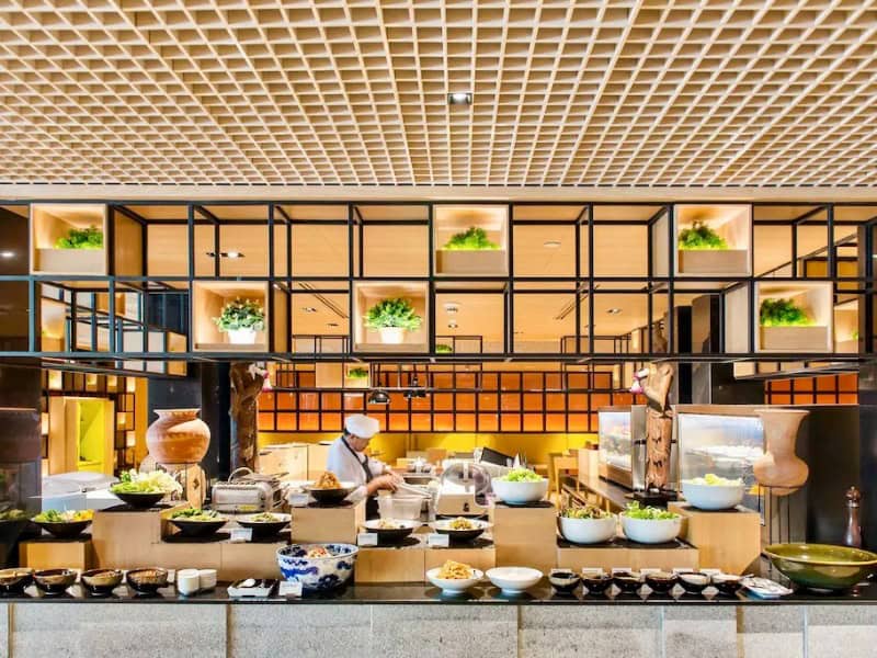 Holiday Inn Bangkok By IHG 4