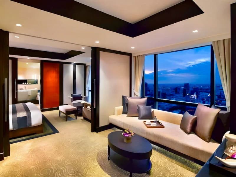 Banyan Tree Bangkok 2